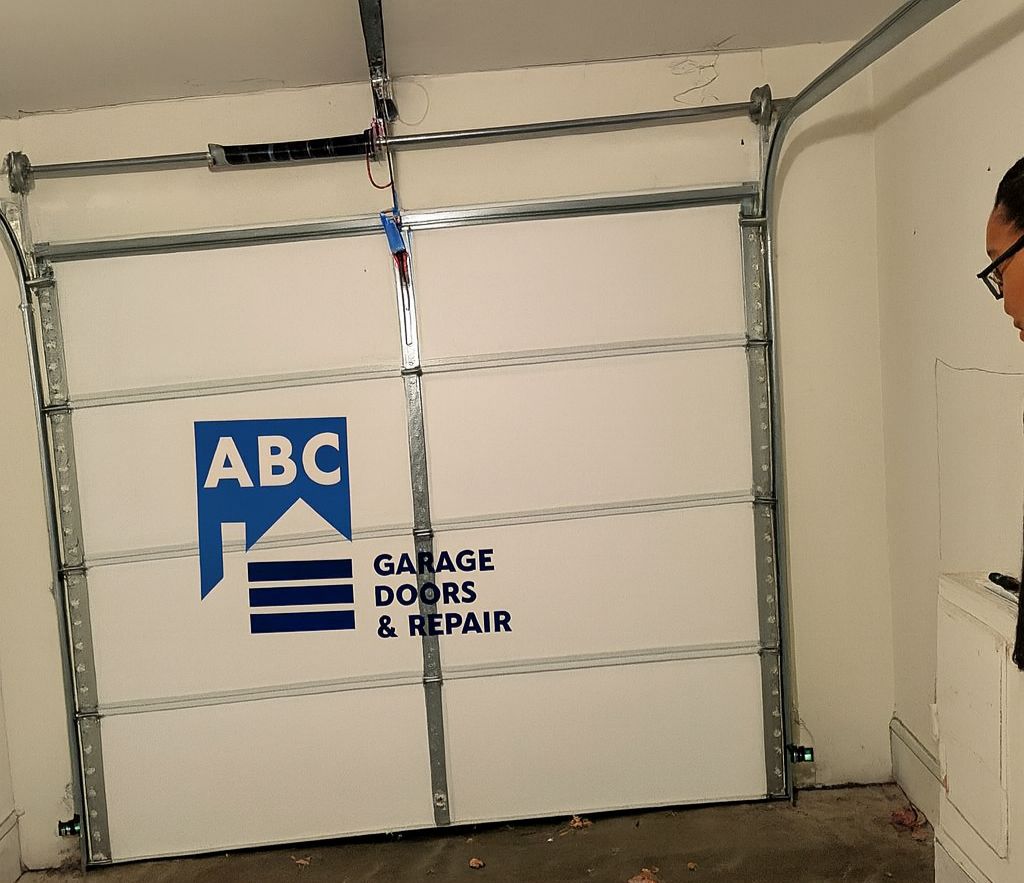 How Much Does Garage Door Repair Cost in Crofton Maryland